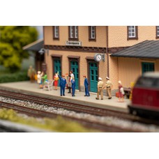 180237 - Figure Set With Sound Railway Press. Conductor