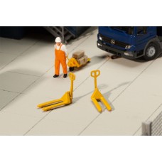 180915 - Pump trucks 2 pieces