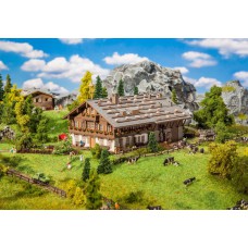 232199 - Large Alpine Farmhouse With Barn