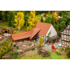 232371 - Farm With Accessories